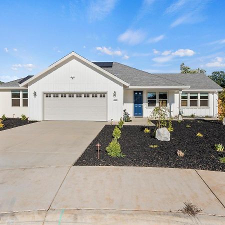 Newly Built Murphys Modern Retreat Bagian luar foto