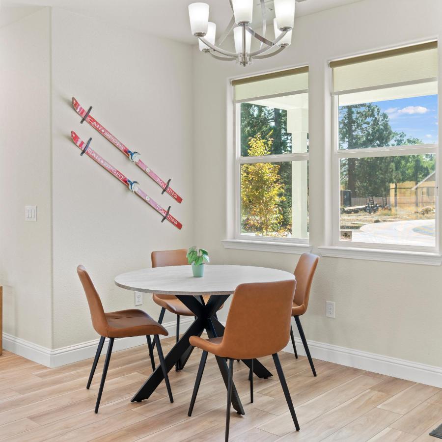 Newly Built Murphys Modern Retreat Bagian luar foto