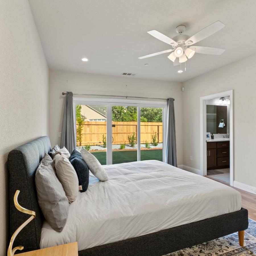 Newly Built Murphys Modern Retreat Bagian luar foto