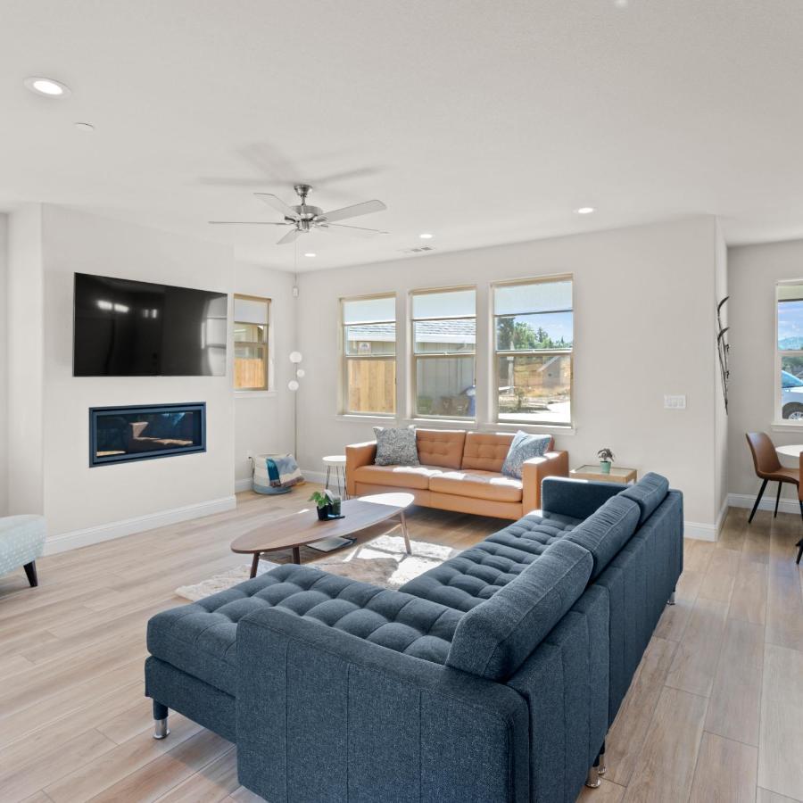 Newly Built Murphys Modern Retreat Bagian luar foto